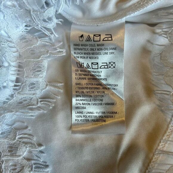 Isaac Mizrahi Live! White lace dress XS Aline graduation EUC - Picture 2 of 8